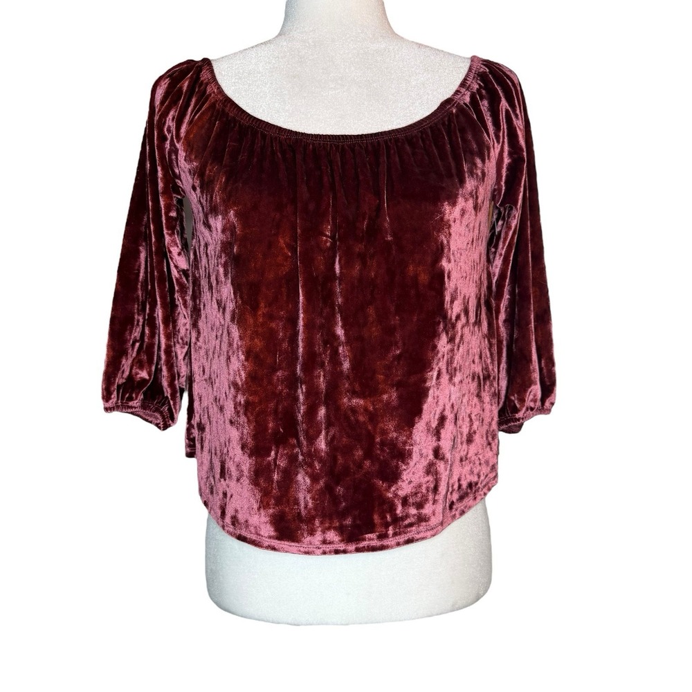 Hollister Crushed Velvet Peasant Blouse M Burgundy Rose Off Shoulder Romantic